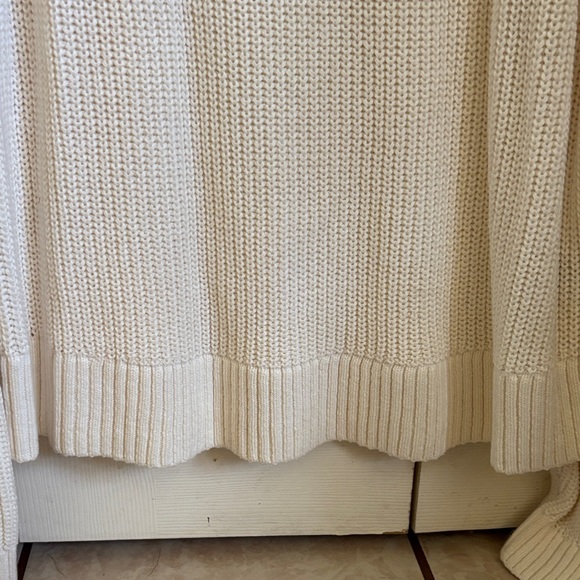 NWT Cream Textured Knit Sweater - Picture 6 of 7